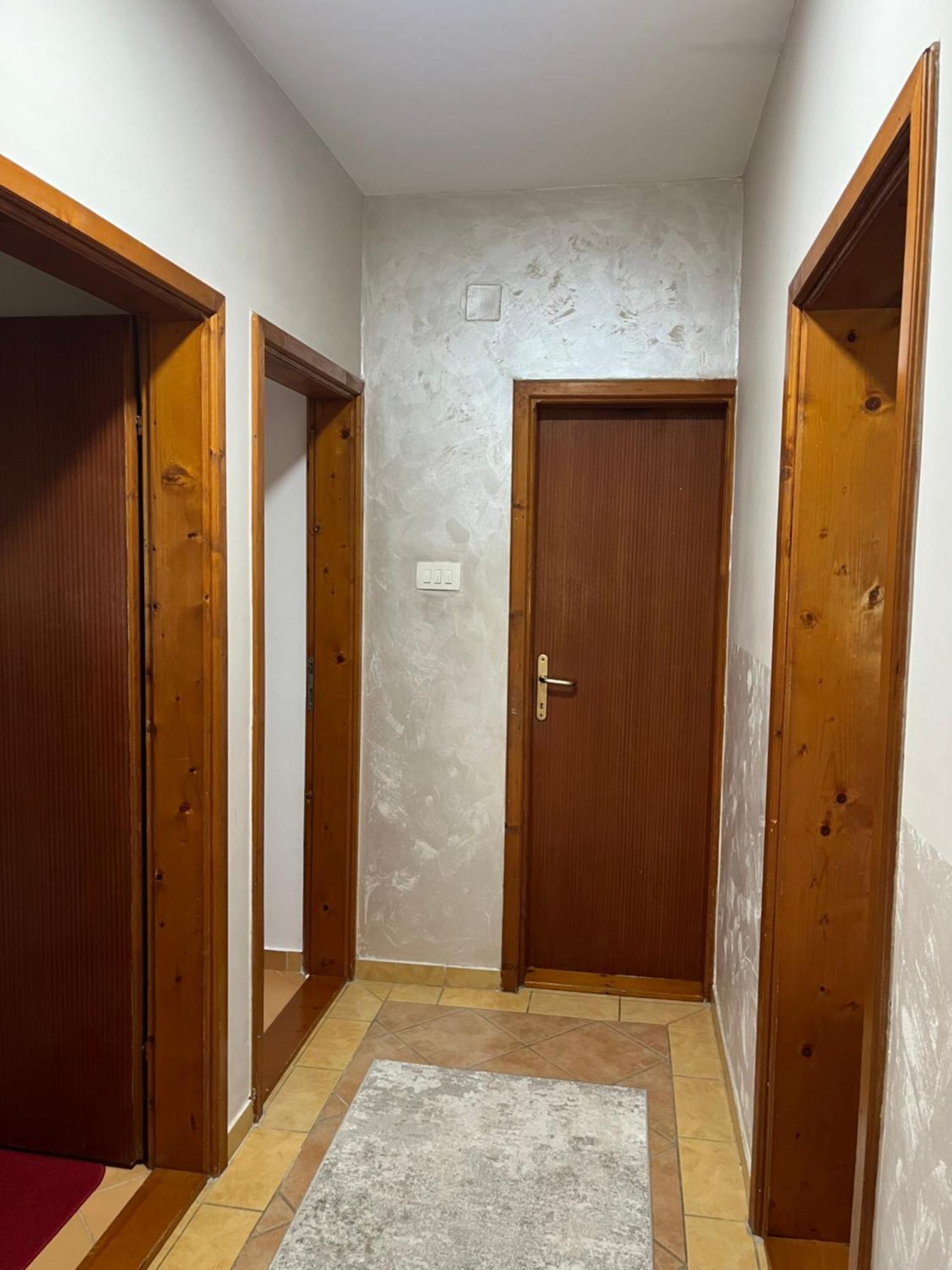 Apartment Helena Airport Podgorica Exteriér fotografie